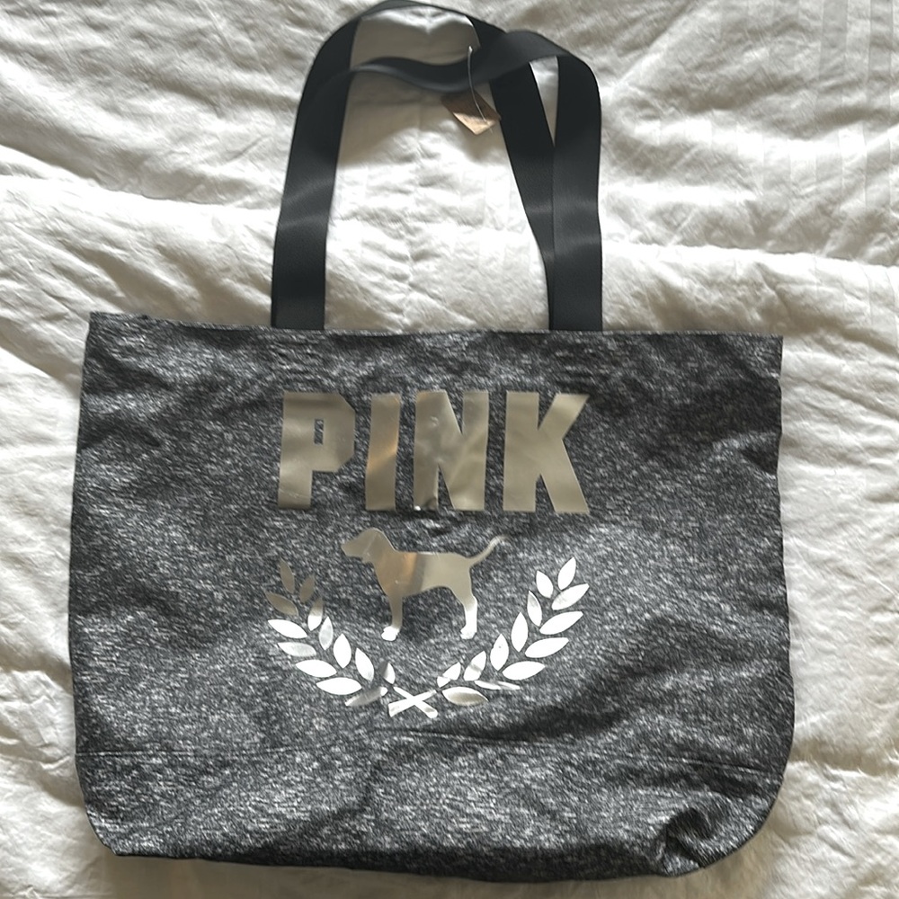 PINK tote perfect for the summer! NWT